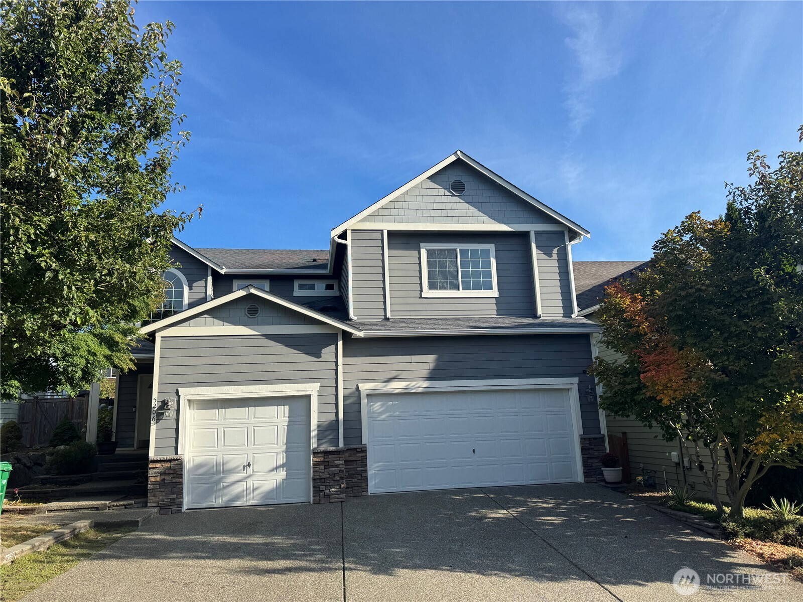 5206 Northeast 8th Street Renton, WA 98059 - Photo 1 of 1 Gallery Image 1