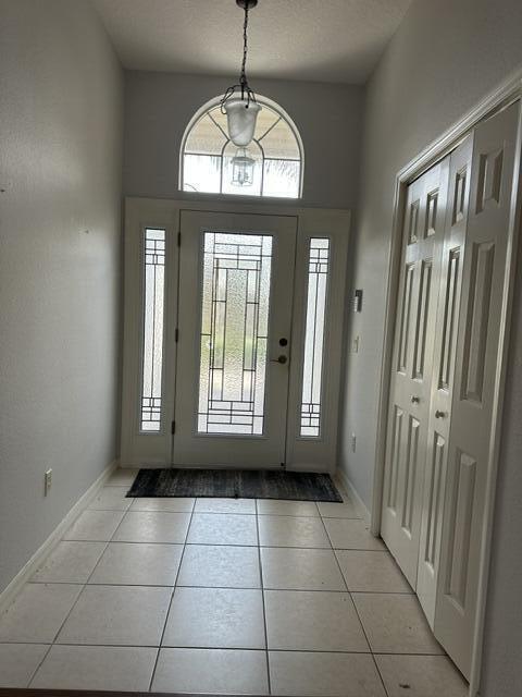 992 Ridgeland Path The Villages, FL 32162 - Photo 2 of 17 Front door interior
