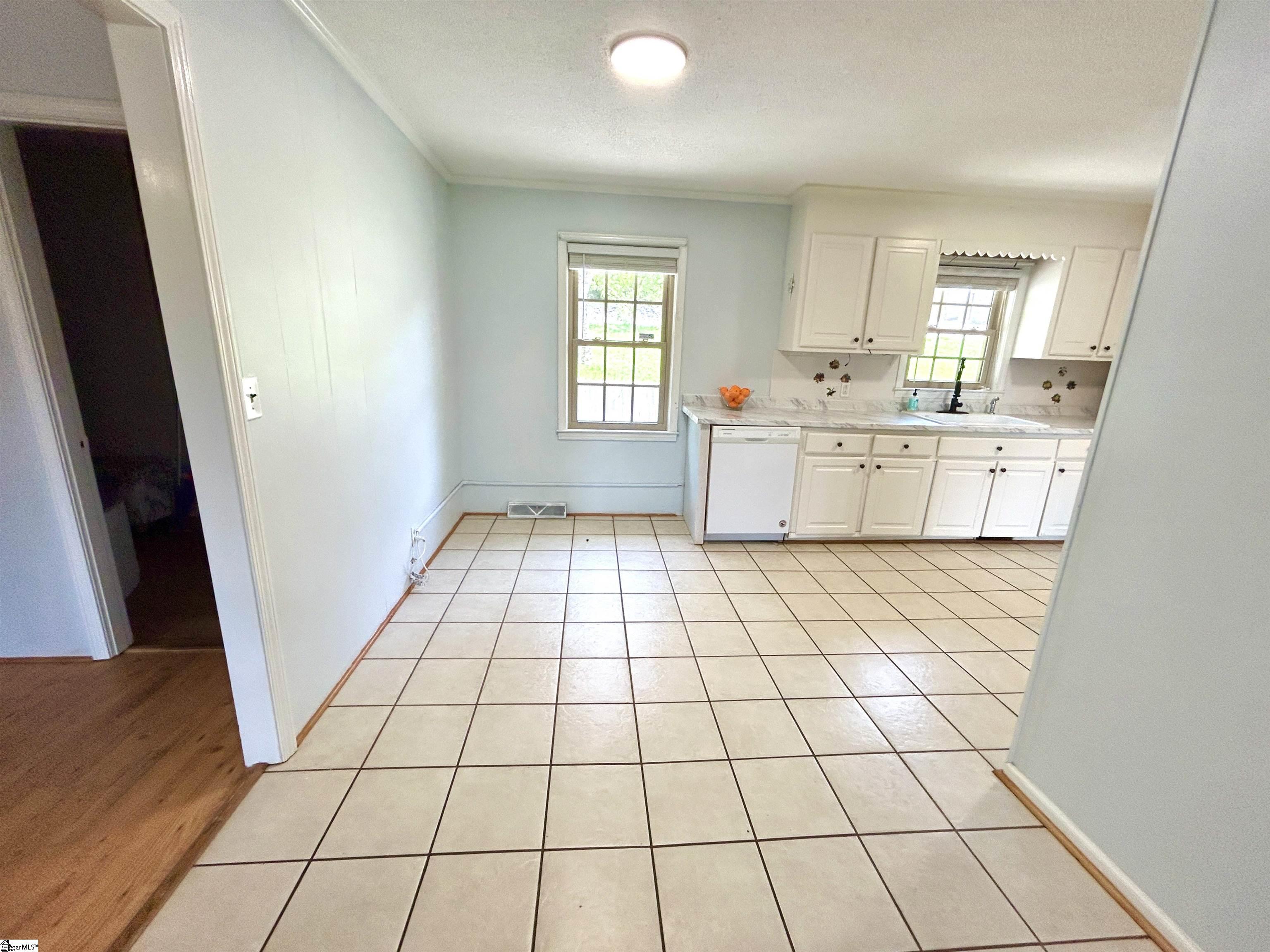 346 Wolf Creek Road Easley, SC 29640 - Photo 9 of 47