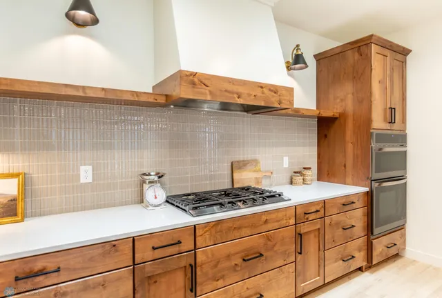 $879,900 | 662 Rania Way West, West Fargo, ND 58078