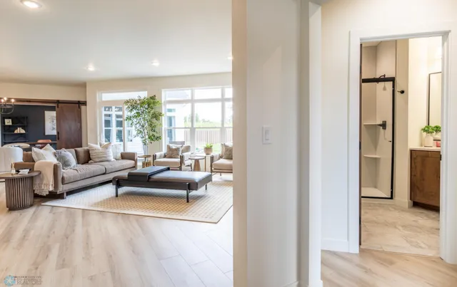 $879,900 | 662 Rania Way West, West Fargo, ND 58078