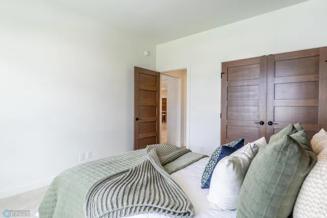 $879,900 | 662 Rania Way West, West Fargo, ND 58078