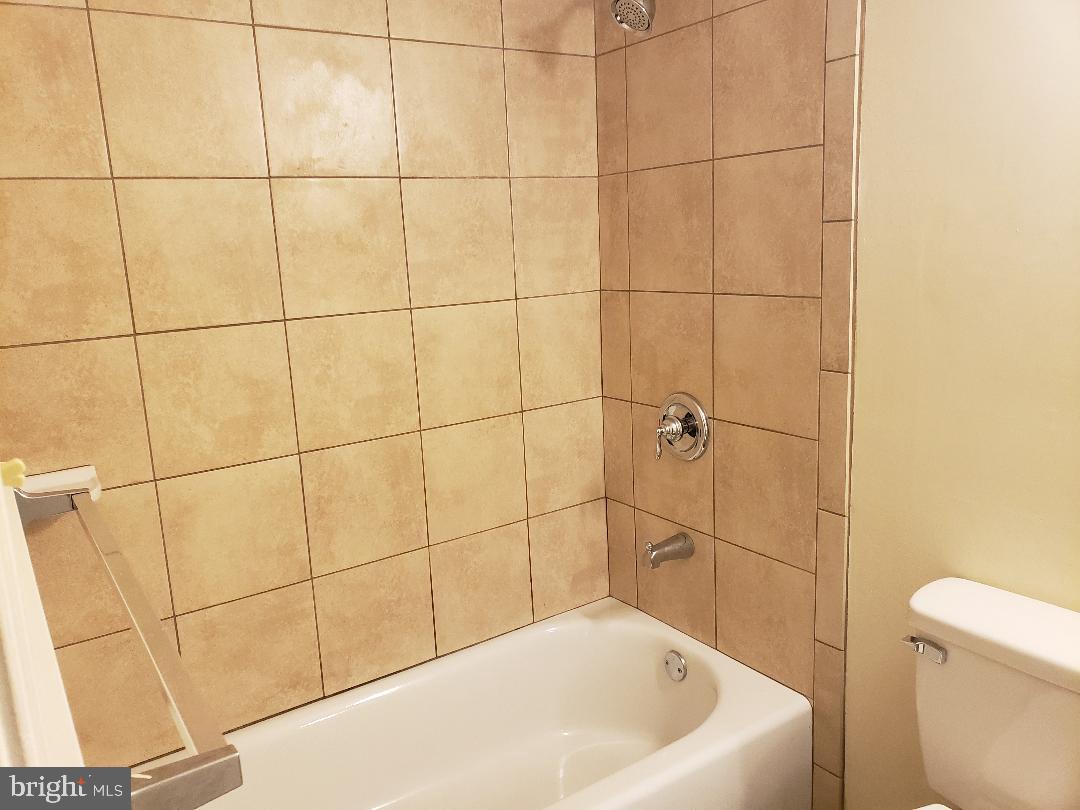 15 Decatur Lane Sicklerville, NJ 08081 - Photo 11 of 20