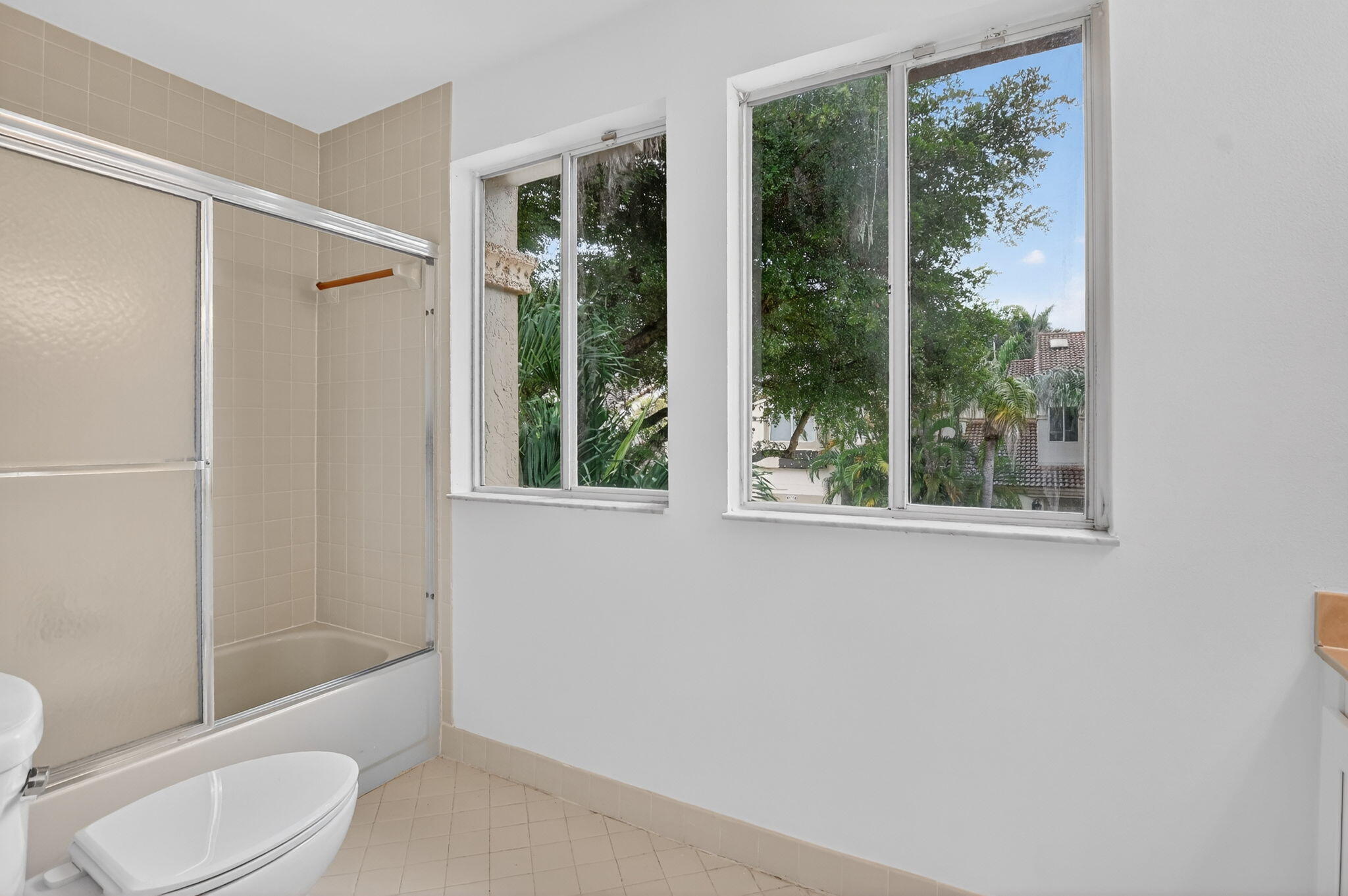 6780 Via Regina Boca Raton, FL 33433 - Photo 19 of 29 With its own full bathroom