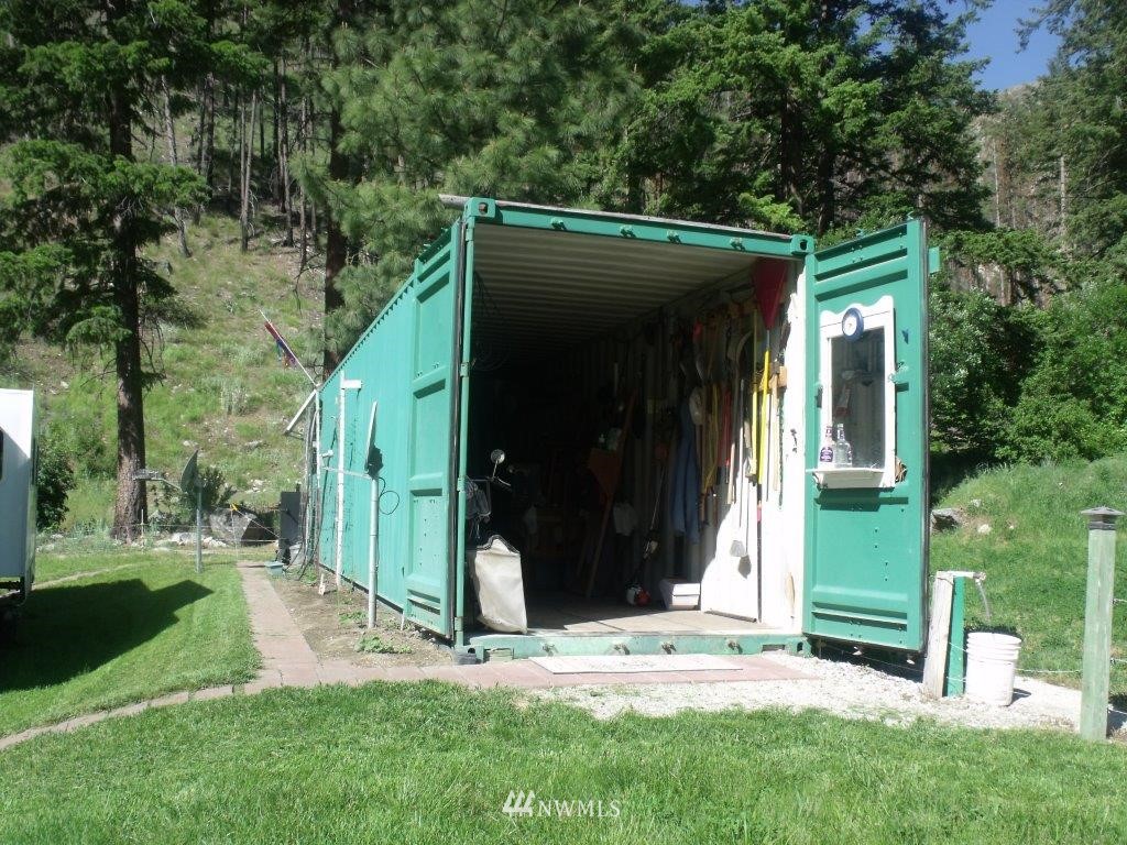 4490 Navarre Coulee Road Chelan, WA 98816 - Photo 10 of 11 Gallery Image 10