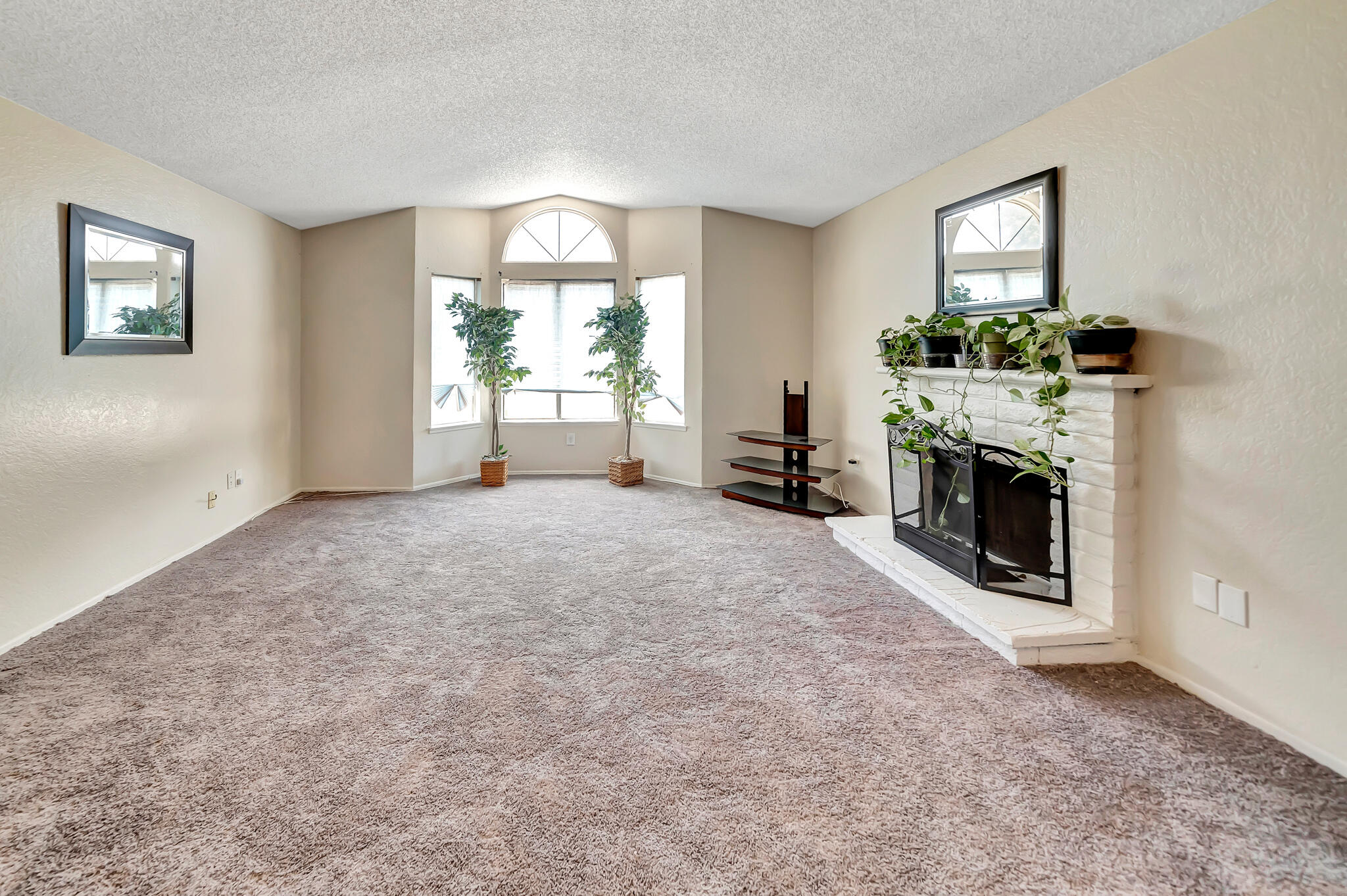 3545 East Ave R 10 Palmdale, CA 93550 - Photo 8 of 31 SkyFilm- 08