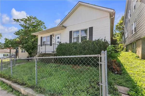 $135,000 | 2918 North 9th Street, St. Joseph, MO 64505