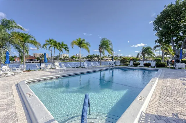 $575,000 | 6299 Bay Club Drive, Unit 4, Fort Lauderdale, FL 33308