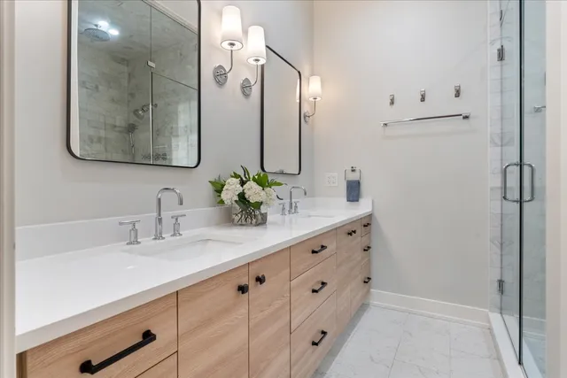 $1,350,000 | 2625 North Wilton Avenue, Unit 1, Chicago, IL 60614