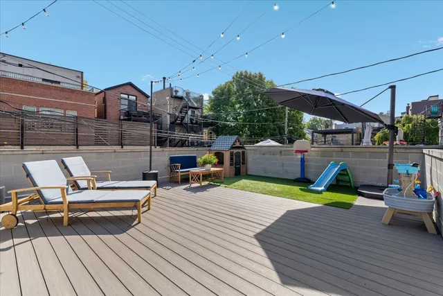 $1,350,000 | 2625 North Wilton Avenue, Unit 1, Chicago, IL 60614