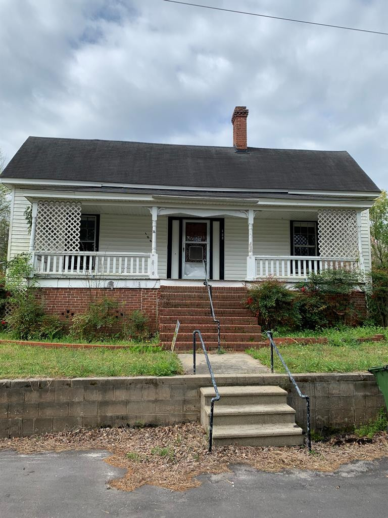 109 North Walnut Street McCormick, SC 29835 - Photo 1 of 10 Main View