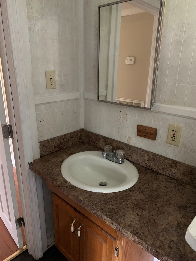 109 North Walnut Street McCormick, SC 29835 - Photo 9 of 10 Gallery Image 9