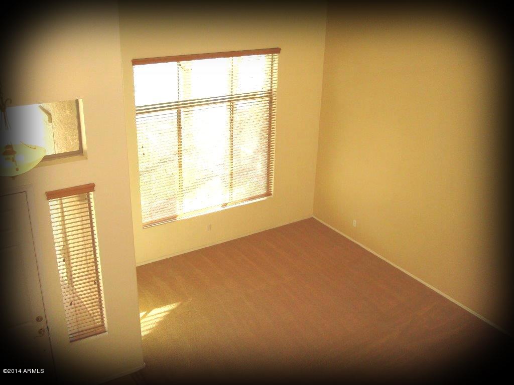 3722 East Kimball Road Gilbert, AZ 85297 - Photo 4 of 63 Living Room