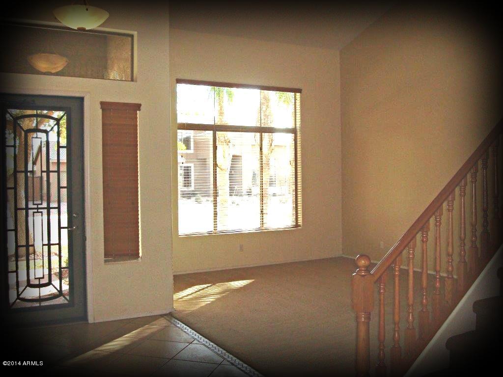 3722 East Kimball Road Gilbert, AZ 85297 - Photo 7 of 63 Living Room with Vaulted Ceilings