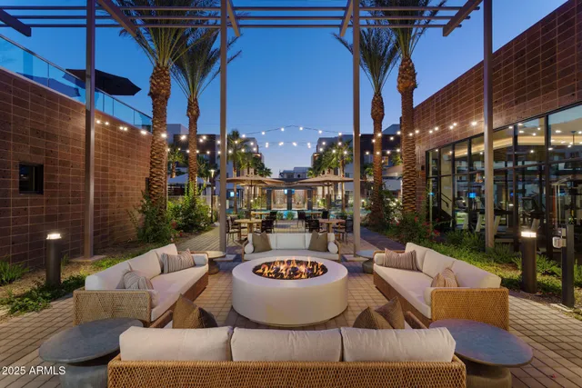 $1,737 | 2375 West Frye Road, Unit 1, Chandler, AZ 85224