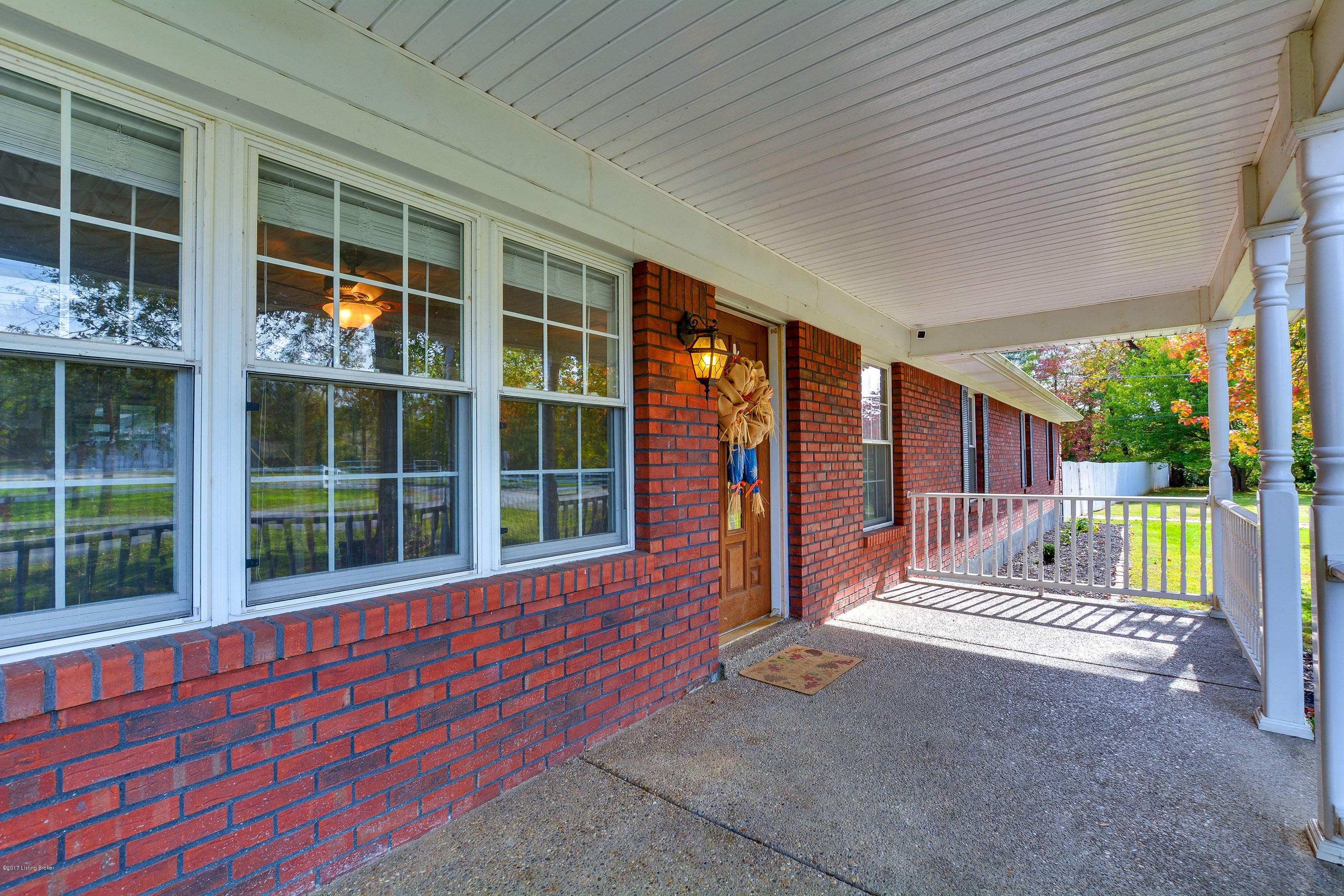 10703 Barricks Road Louisville, KY 40229 - Photo 7 of 45 10703_BarricksRd_40229_1005