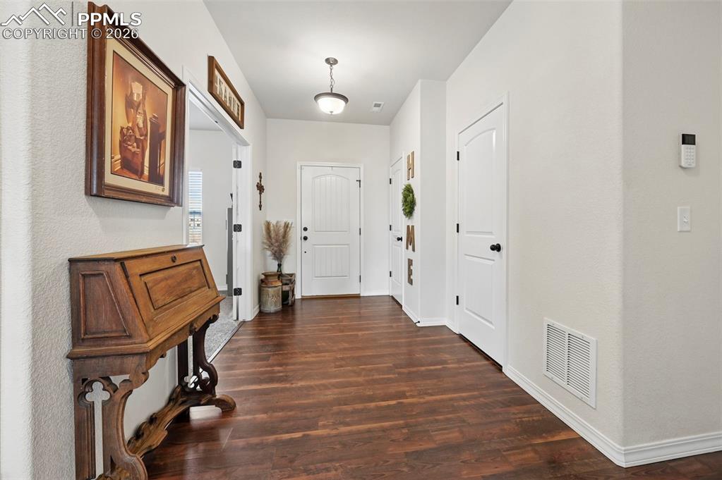 7802 Berwyn Loop Peyton, CO 80831 - Photo 3 of 47