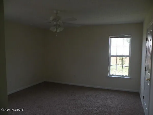 $1,655 | 107 Two Putt Court, New Bern, NC 28560