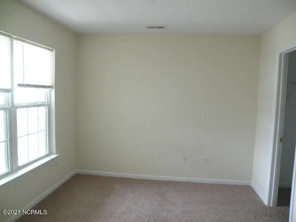 $1,655 | 107 Two Putt Court, New Bern, NC 28560