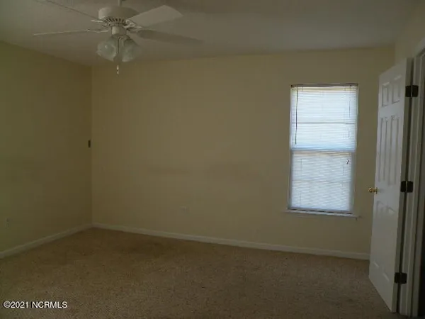 $1,655 | 107 Two Putt Court, New Bern, NC 28560