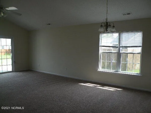 $1,655 | 107 Two Putt Court, New Bern, NC 28560