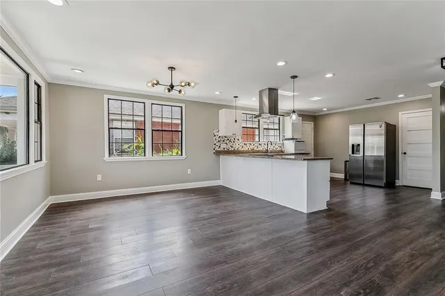 $2,400 | 1828 Alvar Street, New Orleans, LA 70117