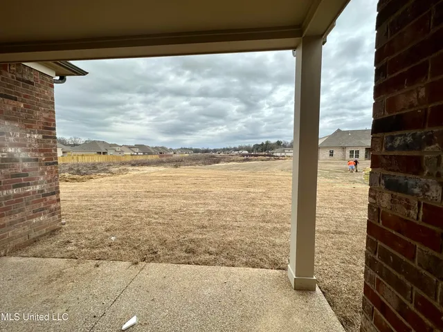 $324,900 | 4844 Port Meridian Drive, Horn Lake, MS 38637