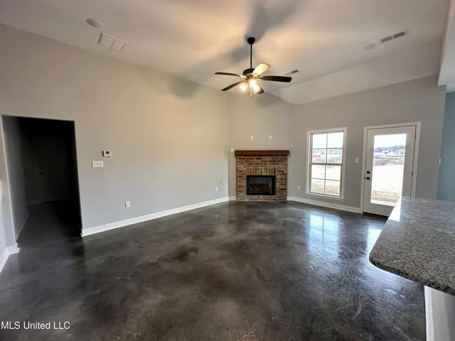 $324,900 | 4844 Port Meridian Drive, Horn Lake, MS 38637