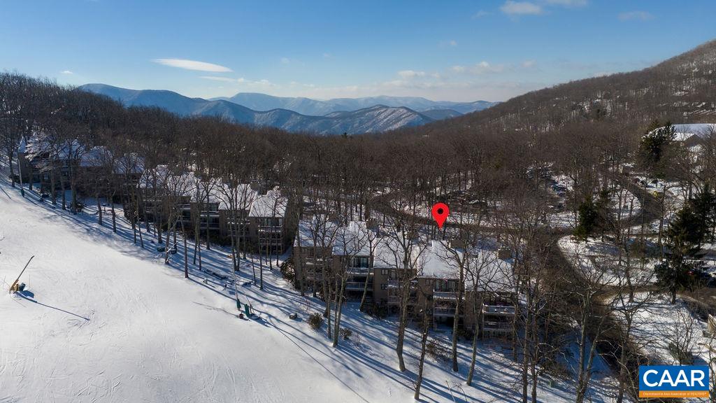 105 Eagles Court Wintergreen, VA 22967 - Photo 38 of 47 a view of city and mountain
