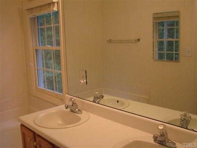 604 Chancellors Ridge Drive Durham, NC 27713 - Photo 8 of 12 Photo 8