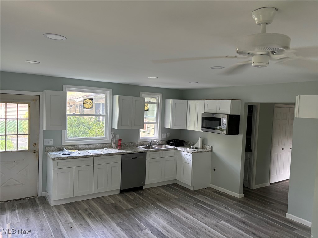 1084 Dock Road Madison, OH 44057 - Photo 6 of 16
