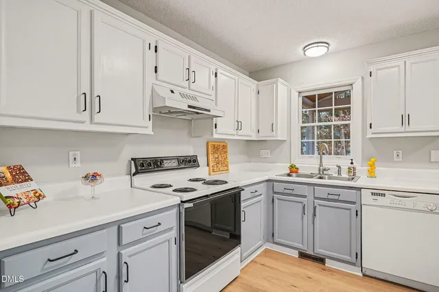 $598,500 | 103 East Seve Court, Morrisville, NC 27560