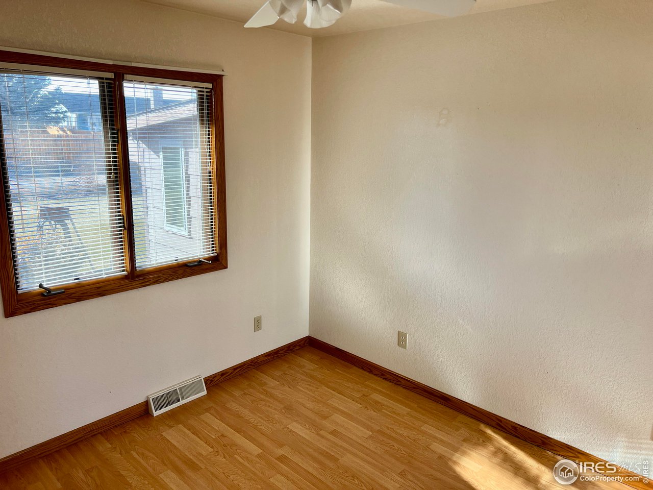 1630 Robin Road Sterling, CO 80751 - Photo 20 of 37 2nd bedroom
