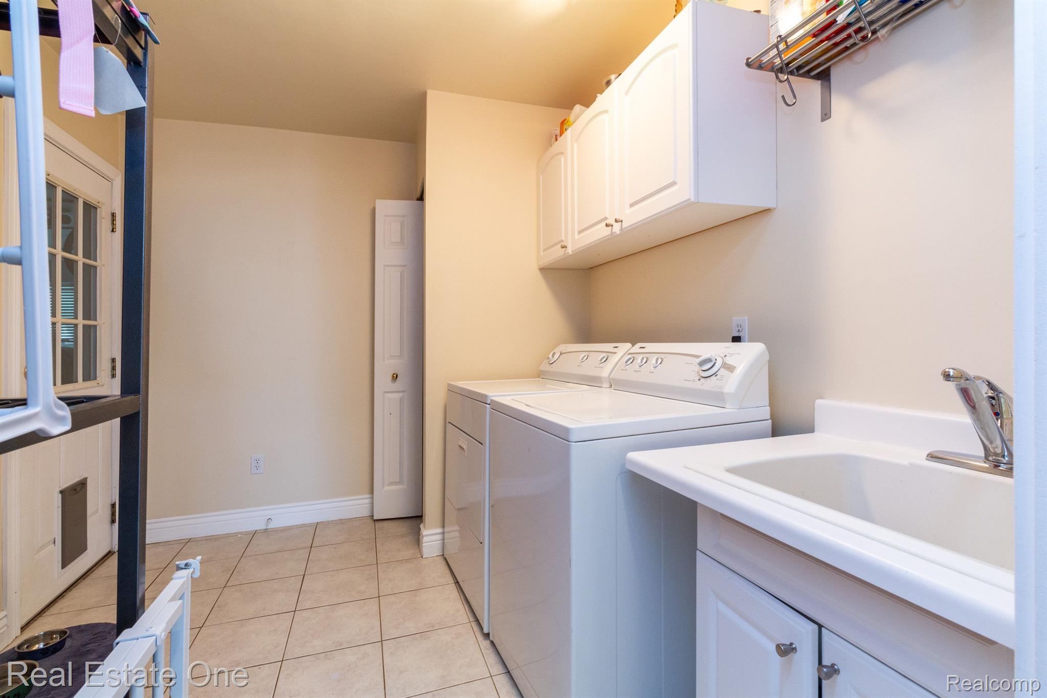 594 Shellbourne Drive Rochester, MI 48309 - Photo 40 of 59 Gallery Image 40
