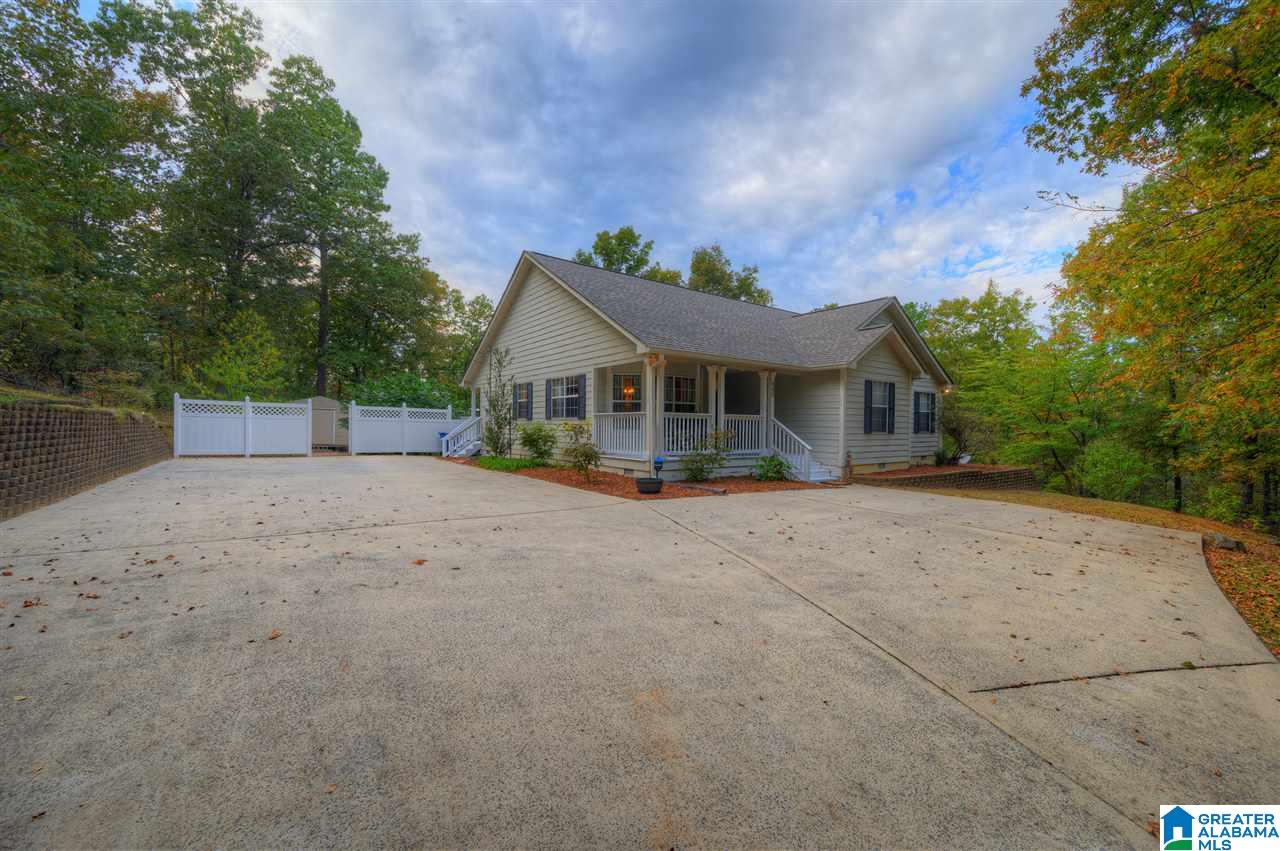 860 Country Road Warrior, AL 35180 - Photo 2 of 41 Gallery Image 2