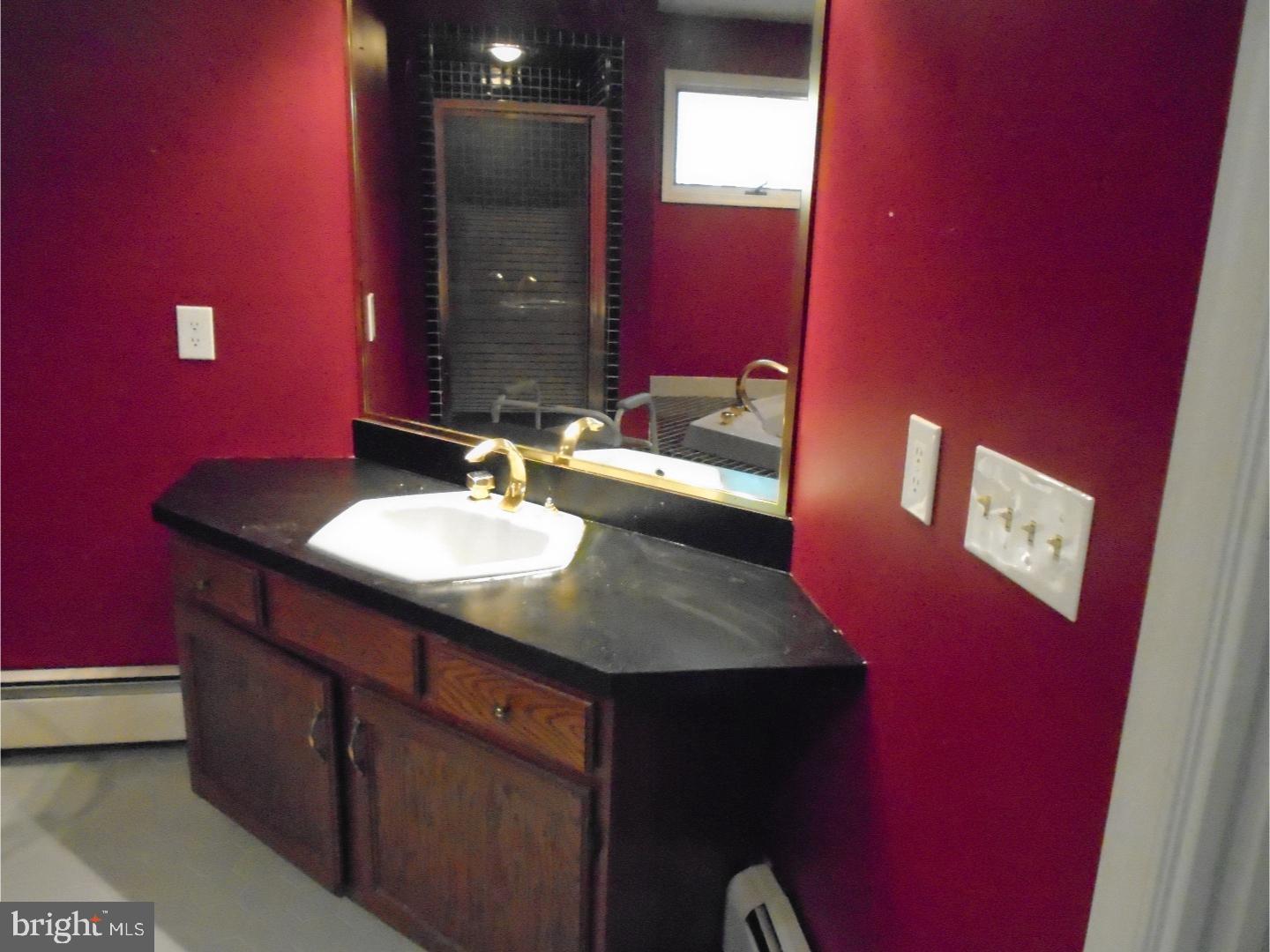 265 Wheat Road Vineland, NJ 08360 - Photo 14 of 21 Master Bathroom