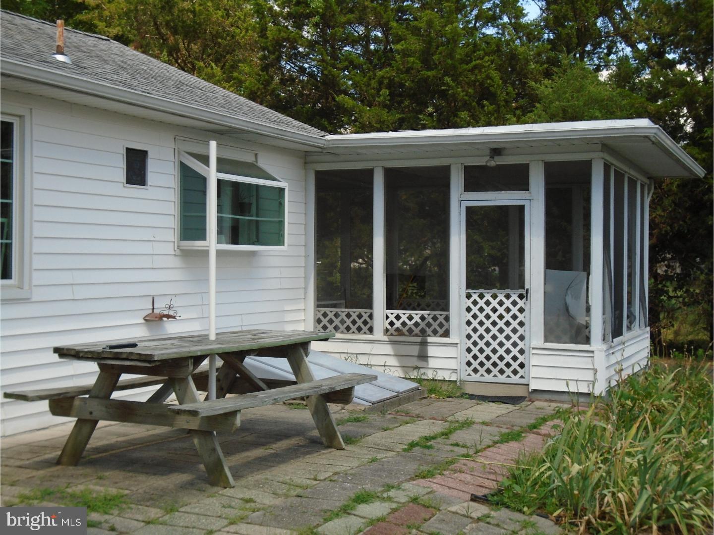 265 Wheat Road Vineland, NJ 08360 - Photo 19 of 21 Enclosed Porch