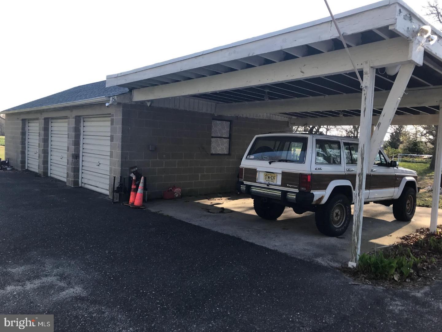 265 Wheat Road Vineland, NJ 08360 - Photo 21 of 21 Garage