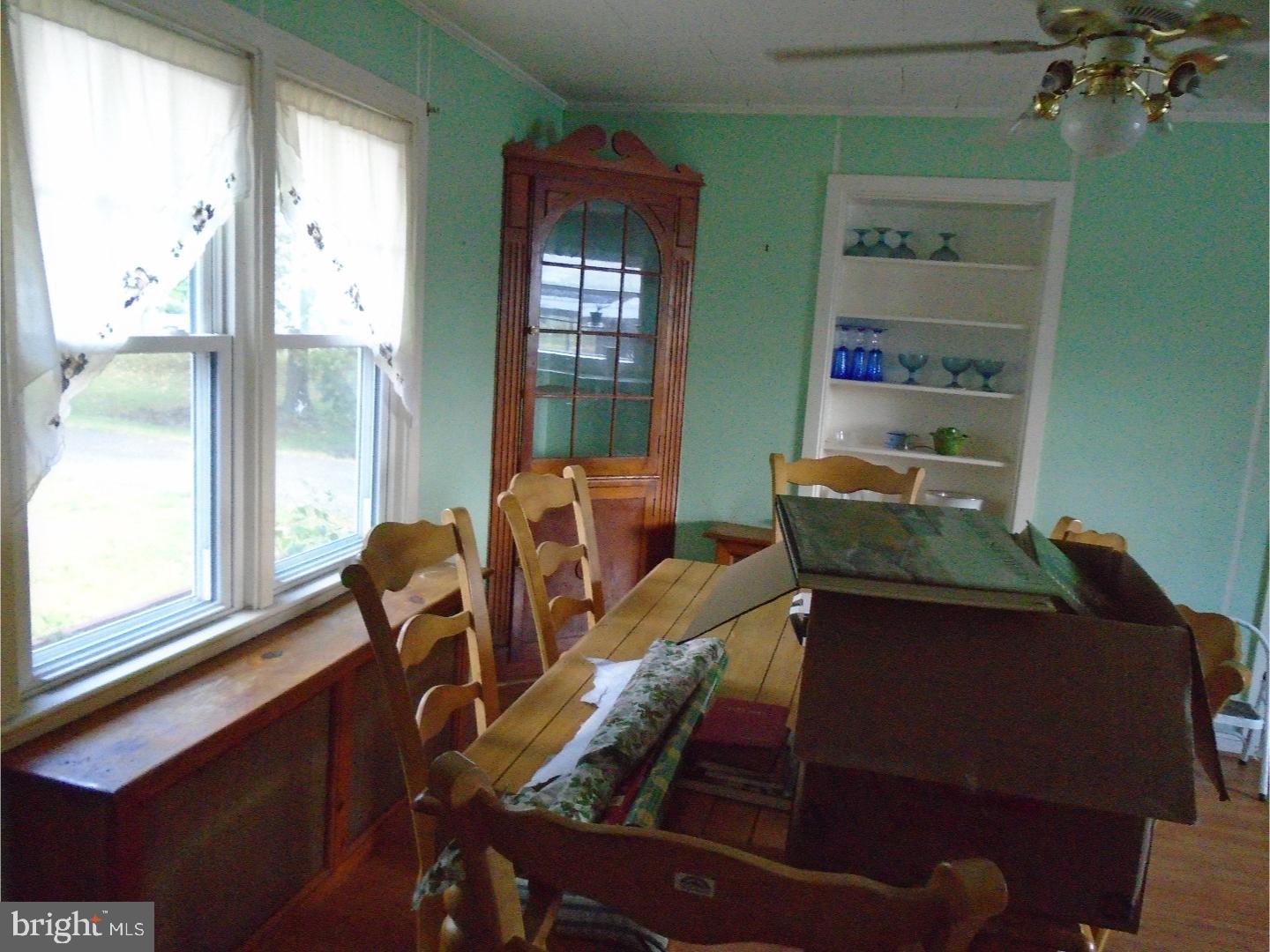265 Wheat Road Vineland, NJ 08360 - Photo 5 of 21 Dining Room
