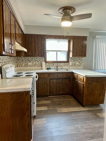 $1,450 | 6334 West 65th Street, Unit 3S, Chicago, IL 60638