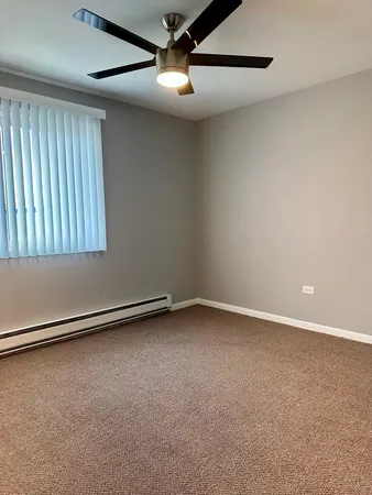 $1,450 | 6334 West 65th Street, Unit 3S, Chicago, IL 60638