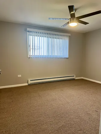 $1,450 | 6334 West 65th Street, Unit 3S, Chicago, IL 60638