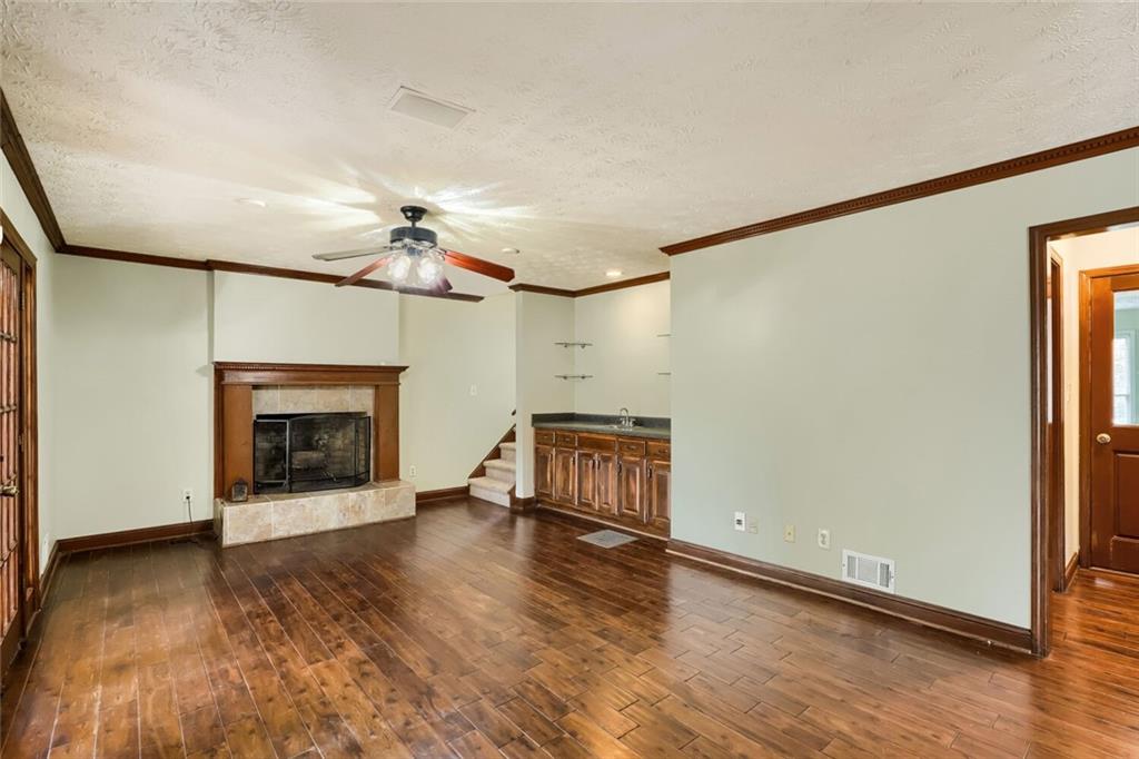 2405 Old Salem Road Southeast Conyers, GA 30013 - Photo 9 of 26