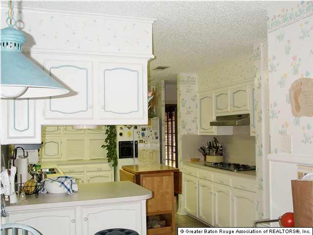 13930 Woodland Ridge Avenue Baton Rouge, LA 70816 - Photo 4 of 8