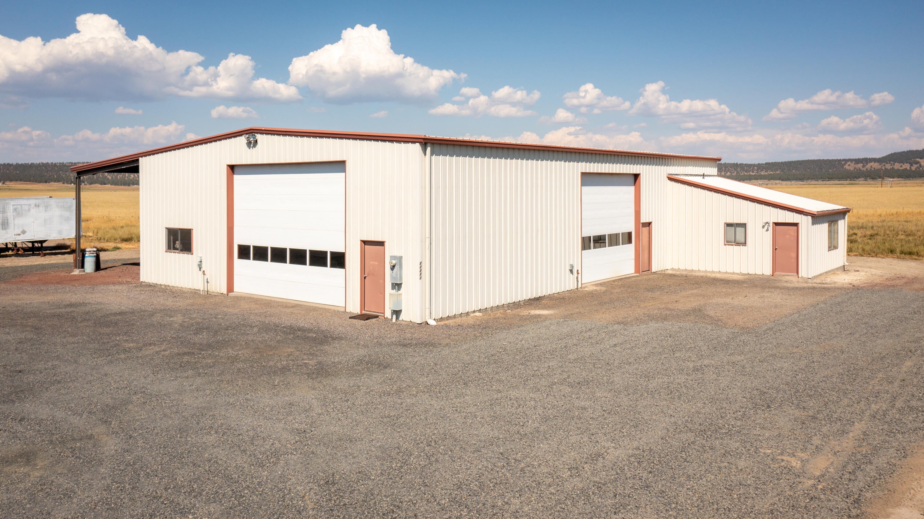 24201 South Poe Valley Road Klamath Falls, OR 97603 - Photo 2 of 79 24201SPoeValleyRd.-104