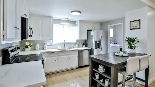 $1,249,000 | 11864 Mayflower Circle, Fountain Valley, CA 92708