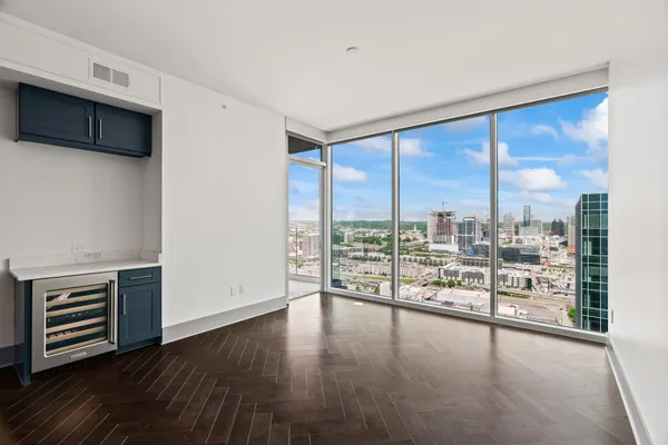 $7,000 | 1616 West End Avenue, Unit 2703, Nashville, TN 37203