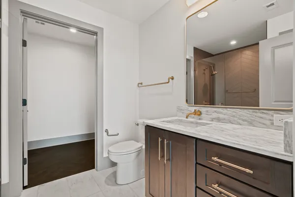 $7,000 | 1616 West End Avenue, Unit 2703, Nashville, TN 37203