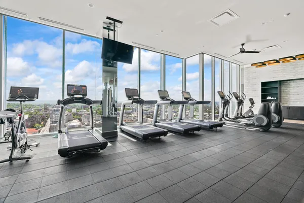 $7,000 | 1616 West End Avenue, Unit 2703, Nashville, TN 37203