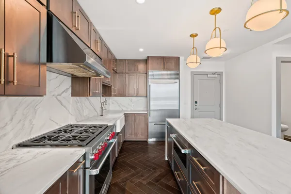 $7,000 | 1616 West End Avenue, Unit 2703, Nashville, TN 37203